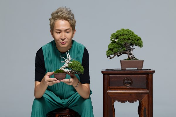 丹尼老師與他的作品 迷你品及小品真柏