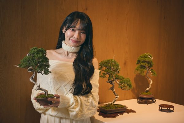 學員與丹尼老師迷你真柏作品